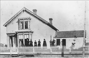 William and Lucy Bell home, First and Battery streets, Seattle, ca. 1880